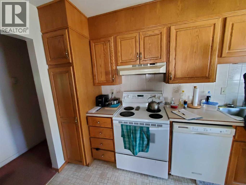 Single Family House Bungalow for Sale in  Arlington Drive SE Acadia Calgary 