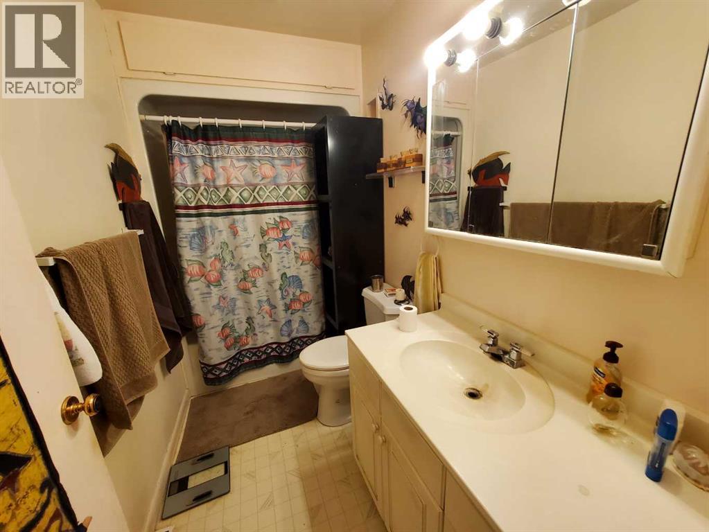 Single Family House Bungalow for Sale in  Arlington Drive SE Acadia Calgary 