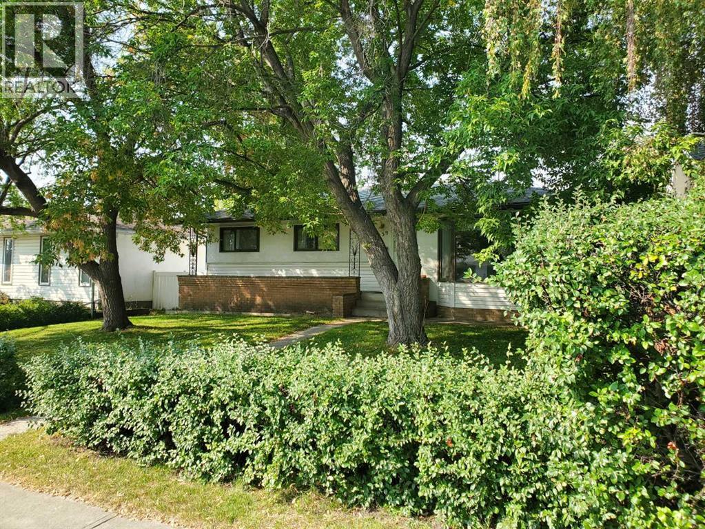 Single Family House Bungalow for Sale in  Arlington Drive SE Acadia Calgary 
