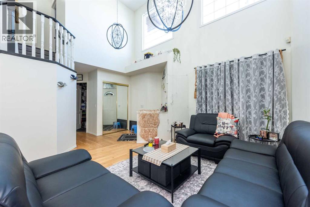 Single Family House for Sale in  Citadel Crest Circle NW Citadel Calgary 