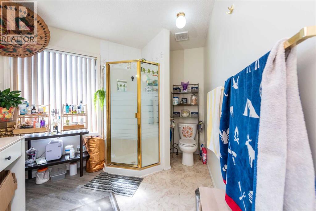 Single Family House for Sale in  Citadel Crest Circle NW Citadel Calgary 
