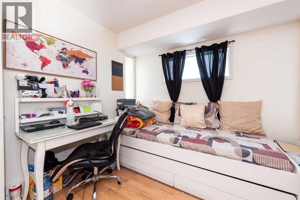 Single Family House for Sale in  Citadel Crest Circle NW Citadel Calgary 