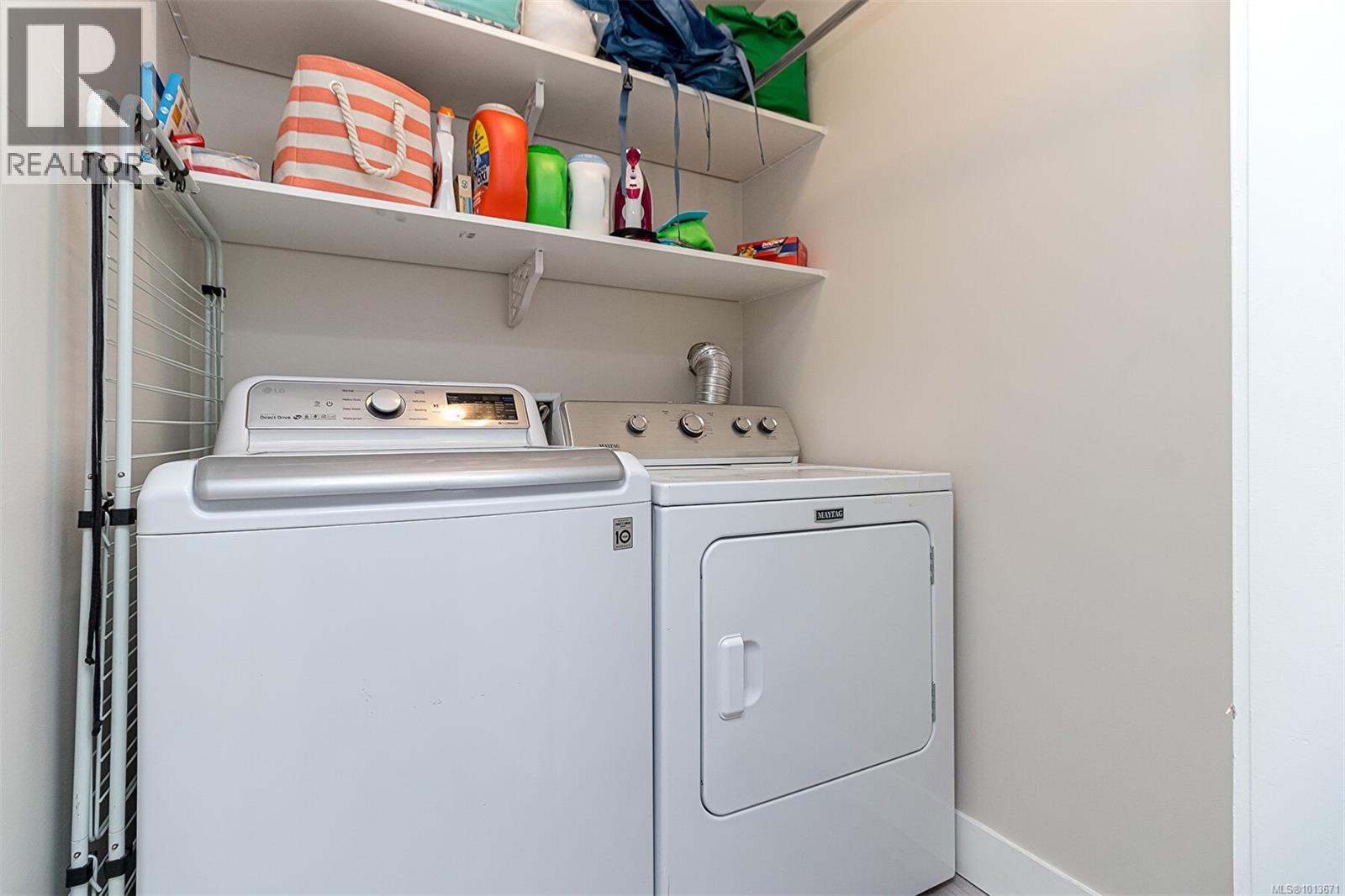 2115 Erinan Boulevard, Sooke