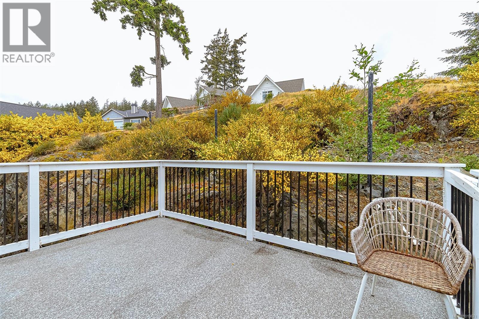  2115 Erinan Boulevard, Sooke