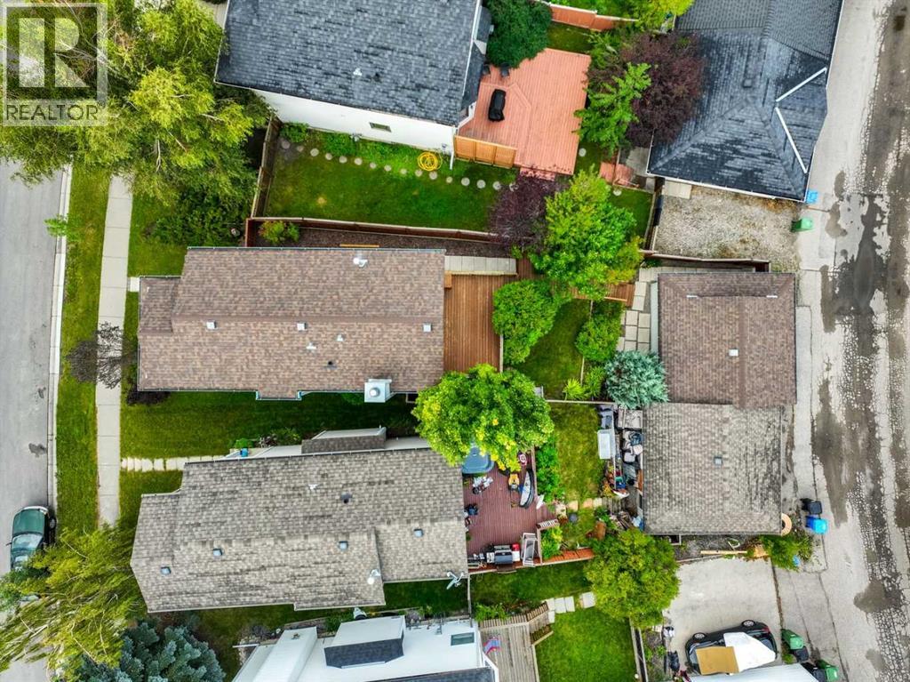 Single Family House for Sale in  Sierra Morena Boulevard SW Signal Hill Calgary 