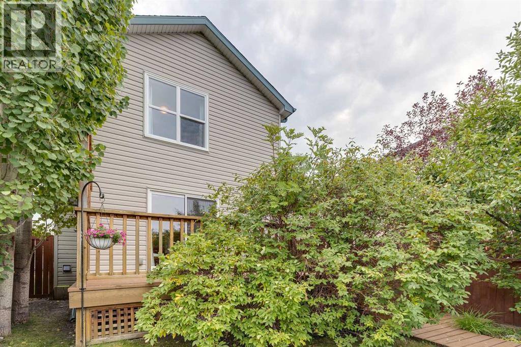 Single Family House for Sale in  Sierra Morena Boulevard SW Signal Hill Calgary 