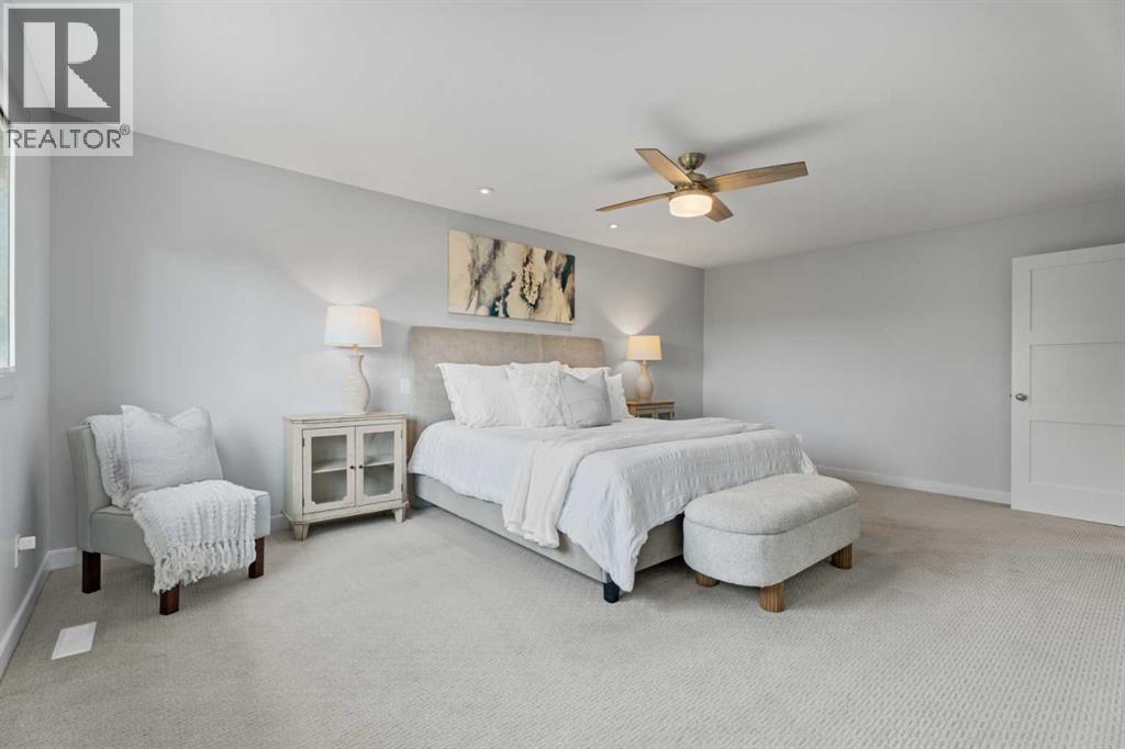 Single Family House 5 Level for Sale in  Varsity Drive NW Varsity Calgary 
