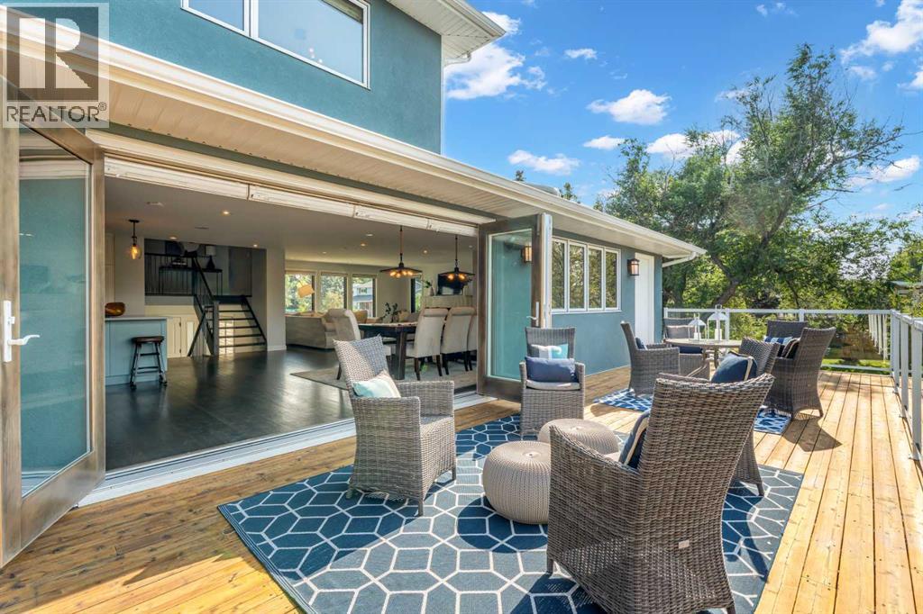 Single Family House 5 Level for Sale in  Varsity Drive NW Varsity Calgary 