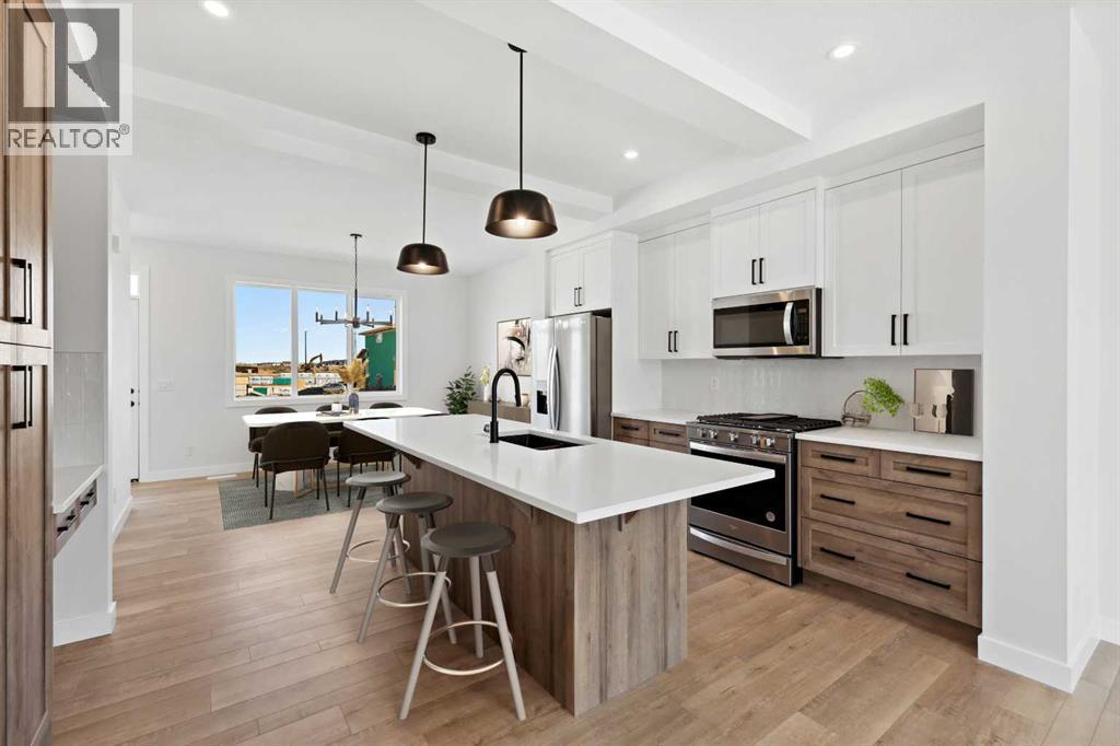 414 River Avenue, Cochrane