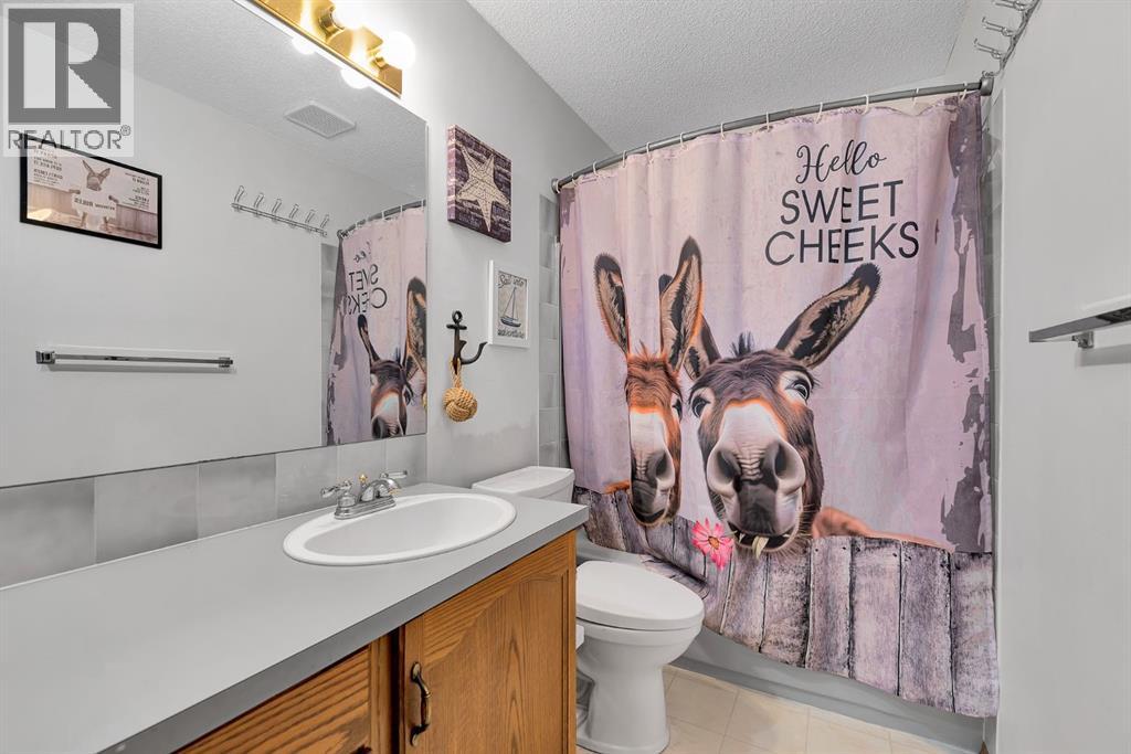 31 West Edge Road, Cochrane