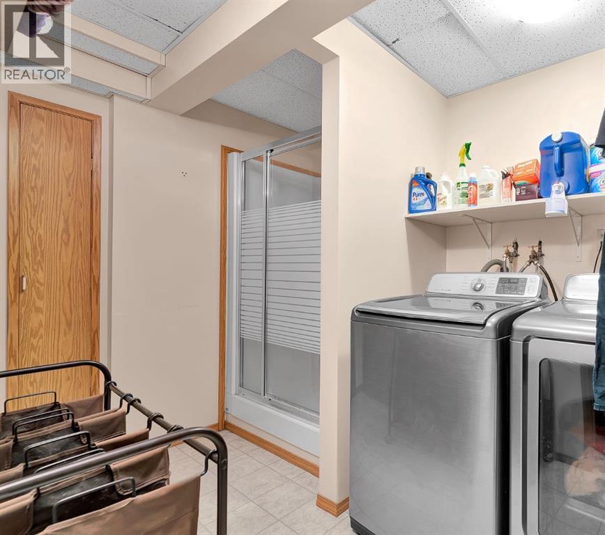 31 West Edge Road, Cochrane