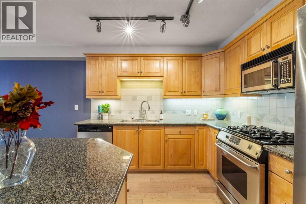 Single Family House for Sale in    Street NW Sunnyside Calgary 