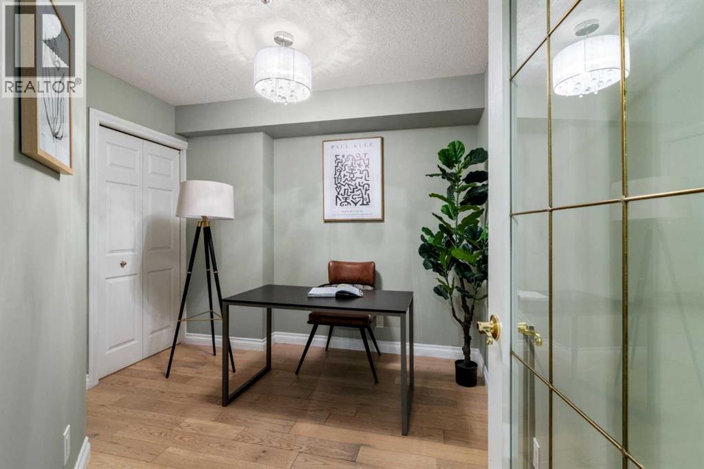 Single Family House for Sale in    Street NW Sunnyside Calgary 