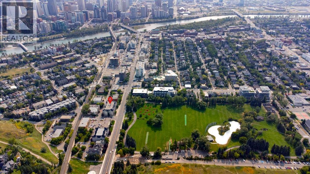Single Family House for Sale in    Street NW Sunnyside Calgary 