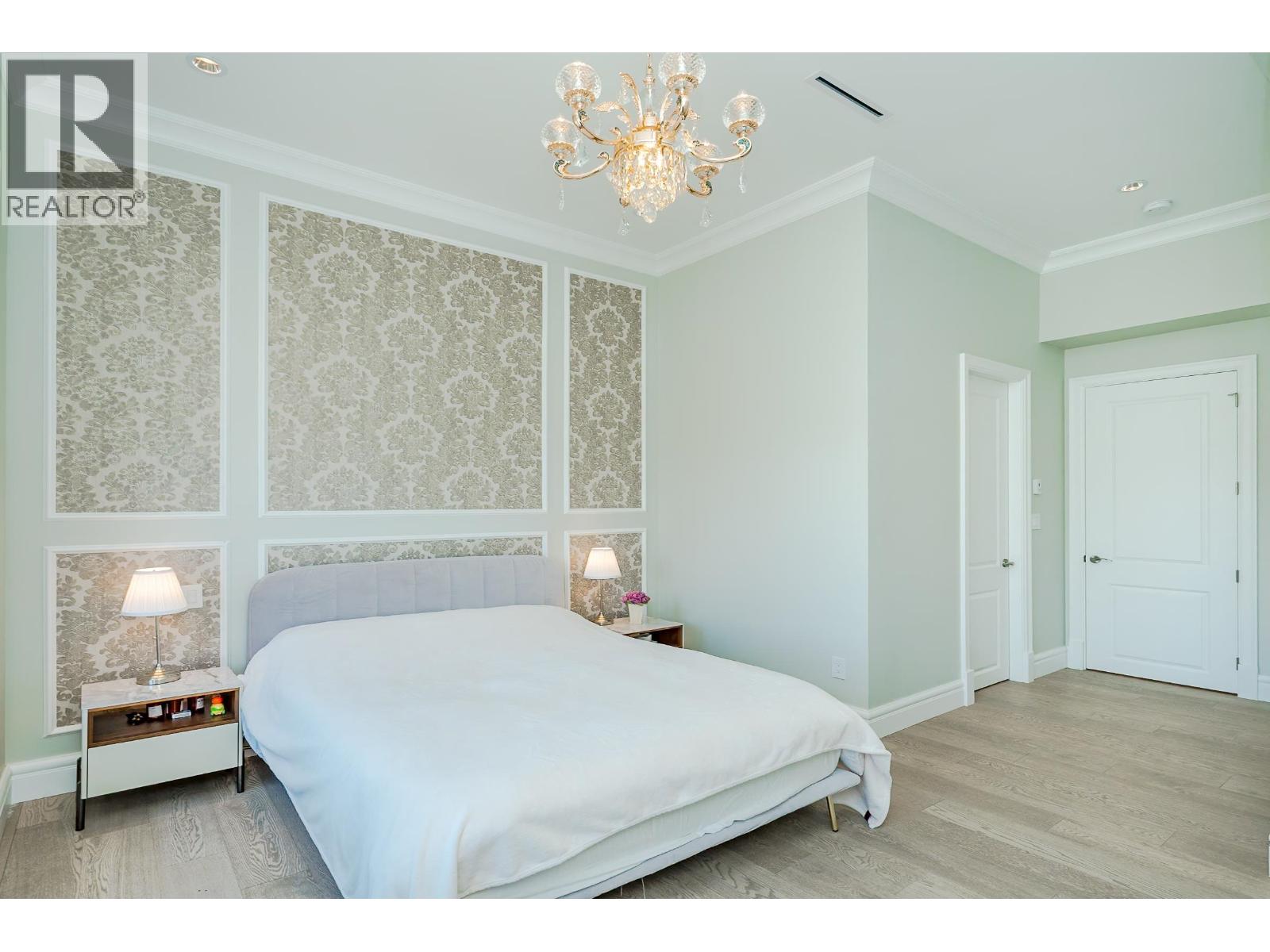 9491 DESMOND ROAD, Richmond
