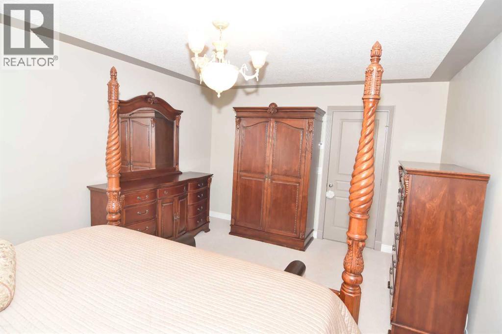 Single Family House for Sale in  Scenic View Close NW Scenic Acres Calgary 