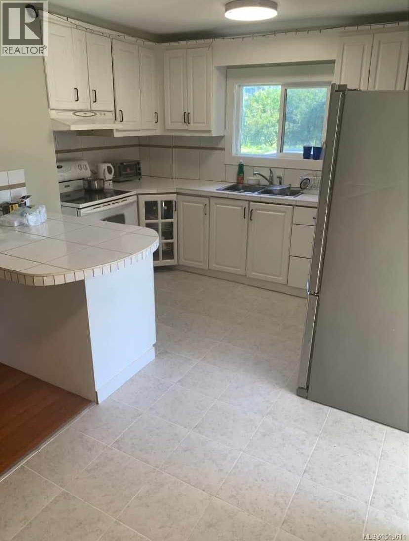 2280 Cowichan Bay Rd, Cowichan Bay