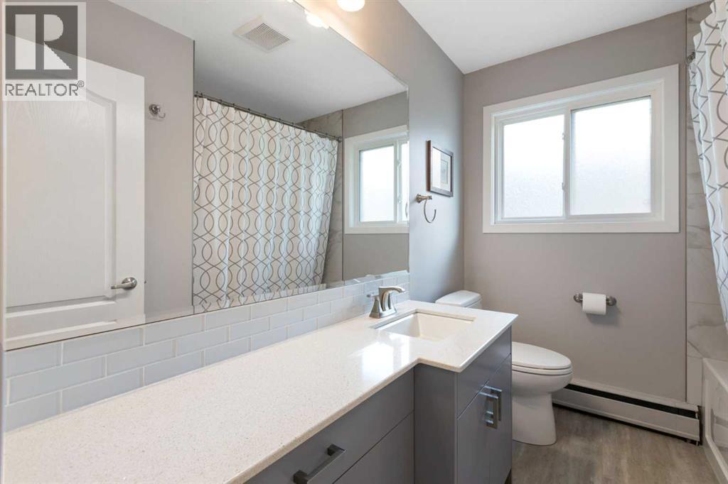 Single Family House Bungalow for Sale in   Avenue SW Haysboro Calgary 