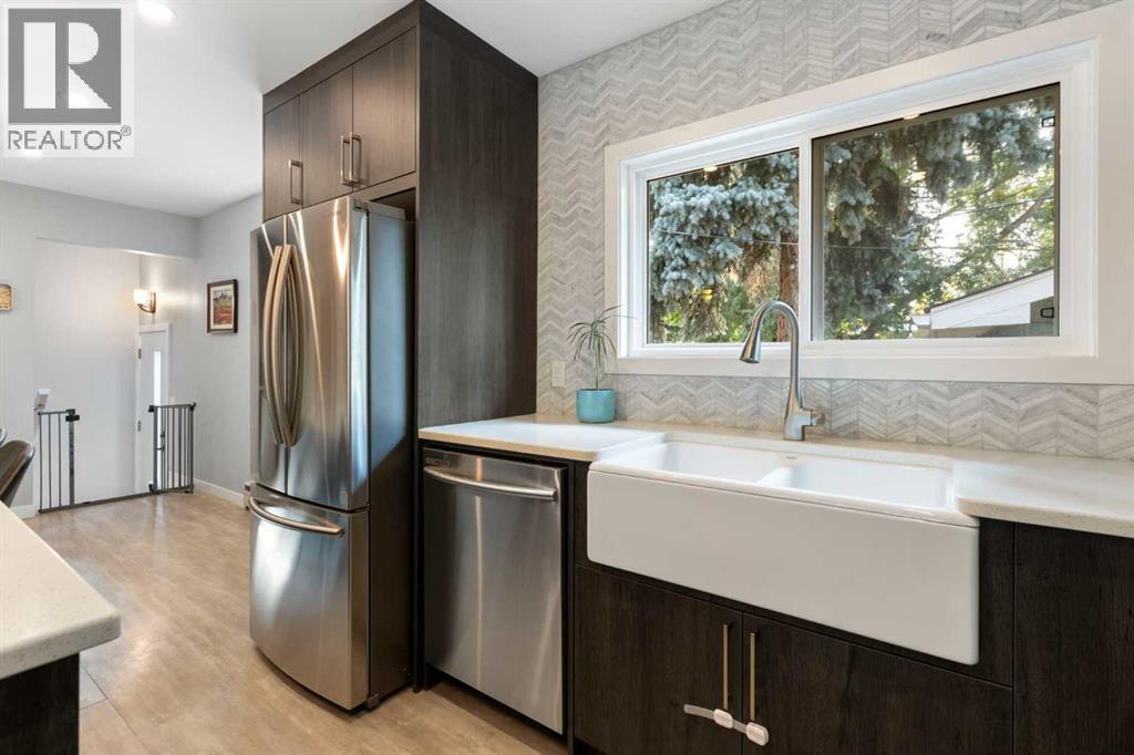 Single Family House Bungalow for Sale in   Avenue SW Haysboro Calgary 