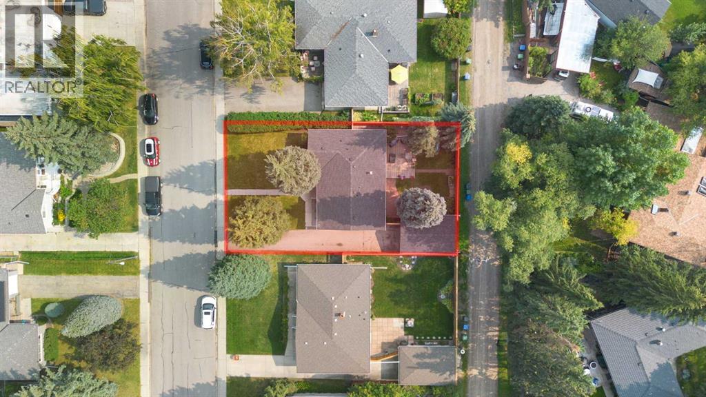 Single Family House Bungalow for Sale in   Avenue SW Haysboro Calgary 