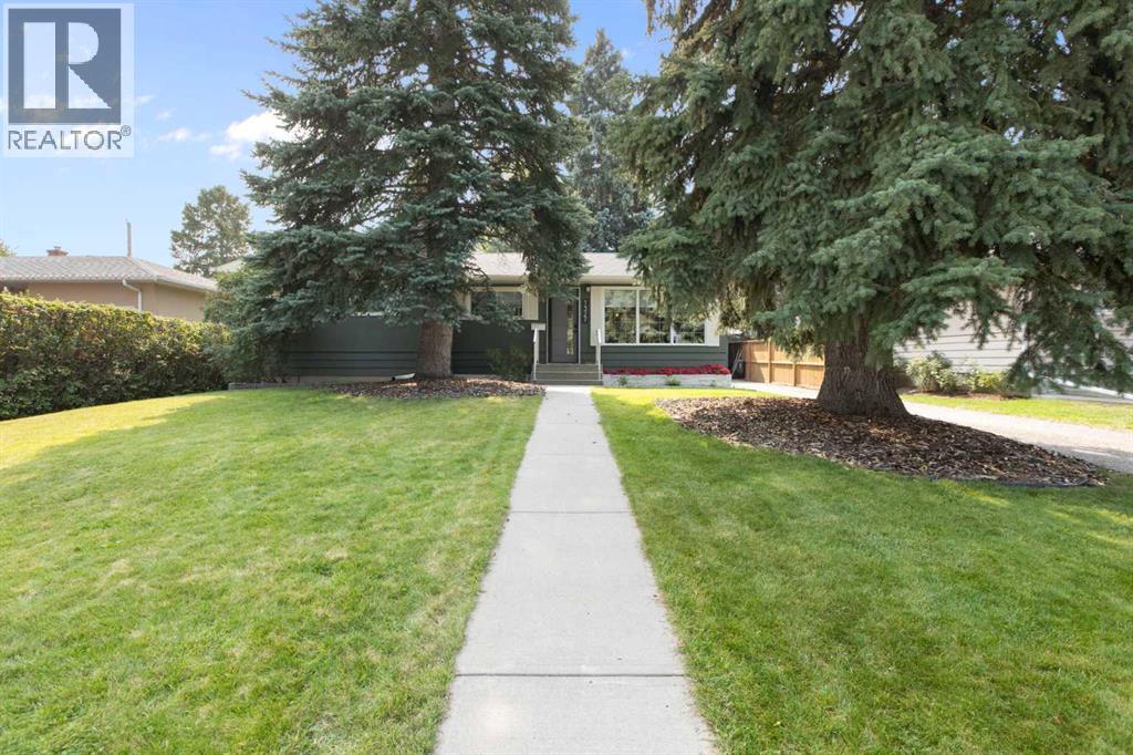 Single Family House Bungalow for Sale in   Avenue SW Haysboro Calgary 