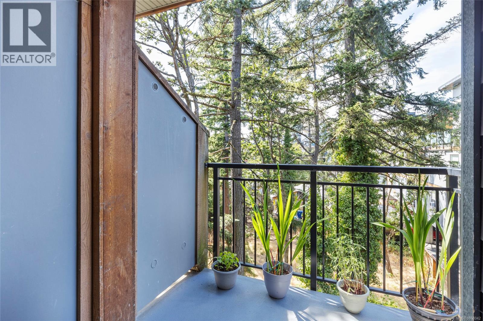 307 844 Goldstream Avenue, Langford
