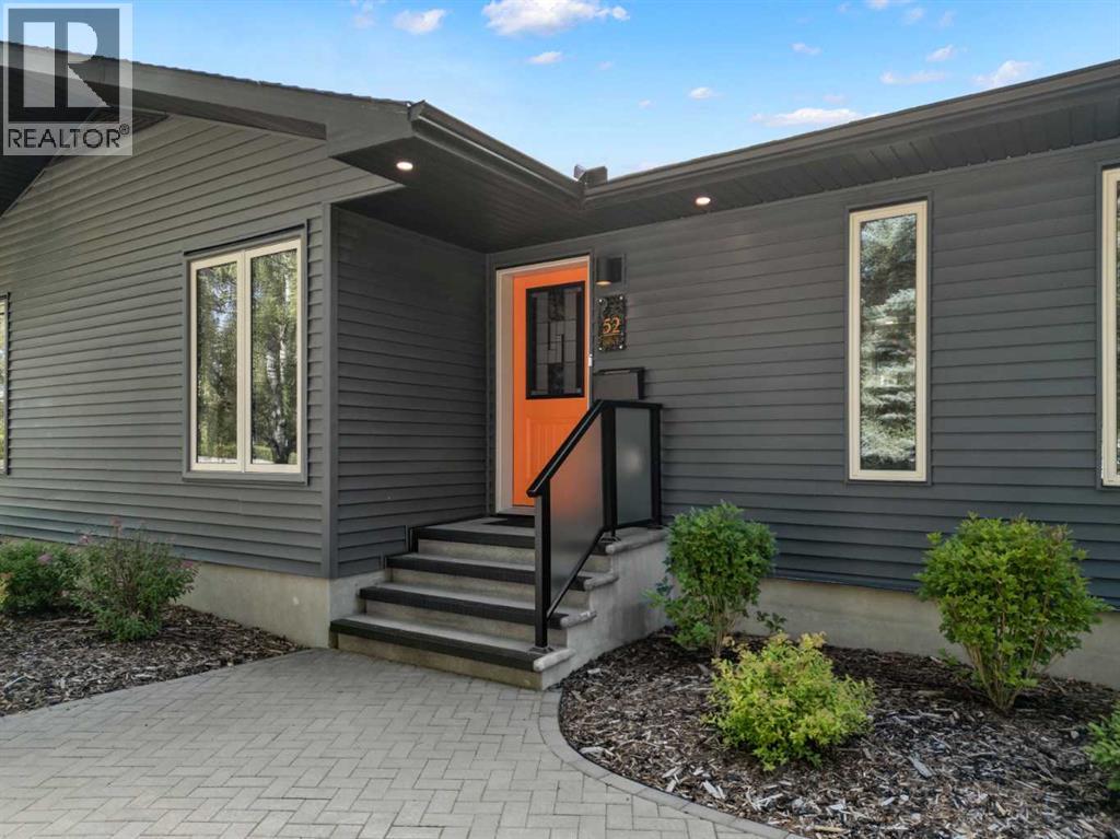 Single Family House Bungalow for Sale in  Glenview Drive SW Glendale Calgary 