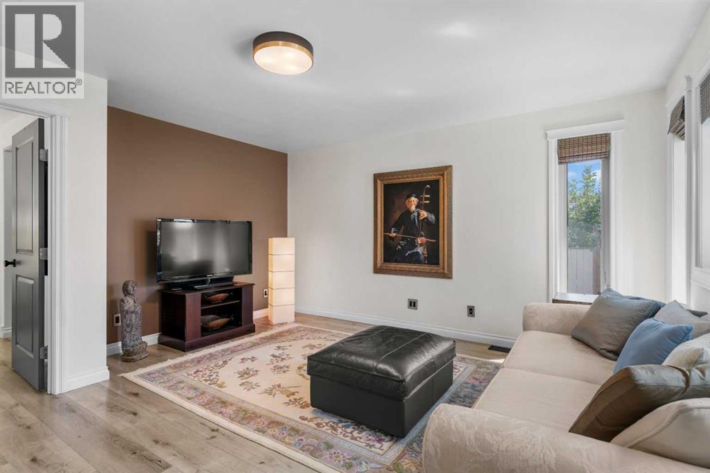 Single Family House Bungalow for Sale in  Glenview Drive SW Glendale Calgary 