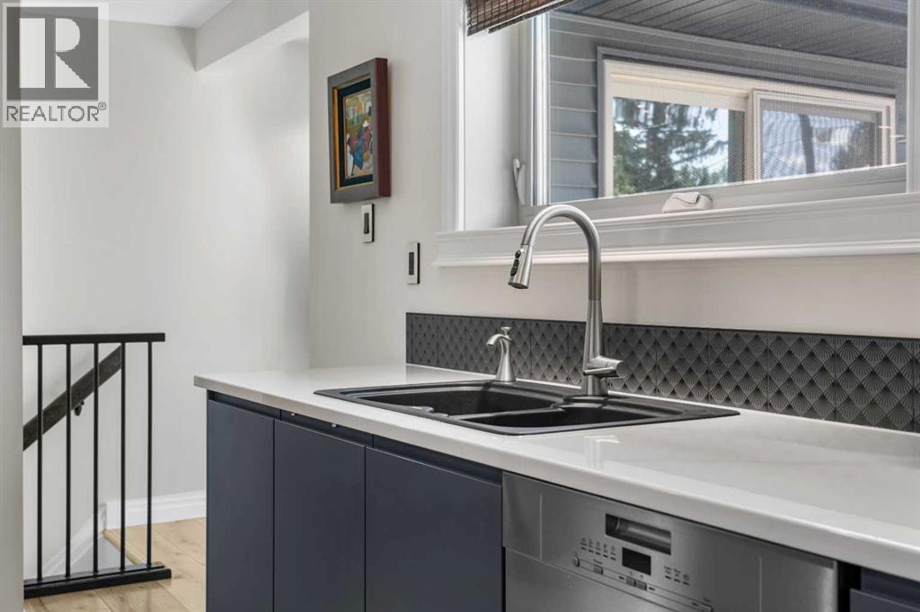 Single Family House Bungalow for Sale in  Glenview Drive SW Glendale Calgary 