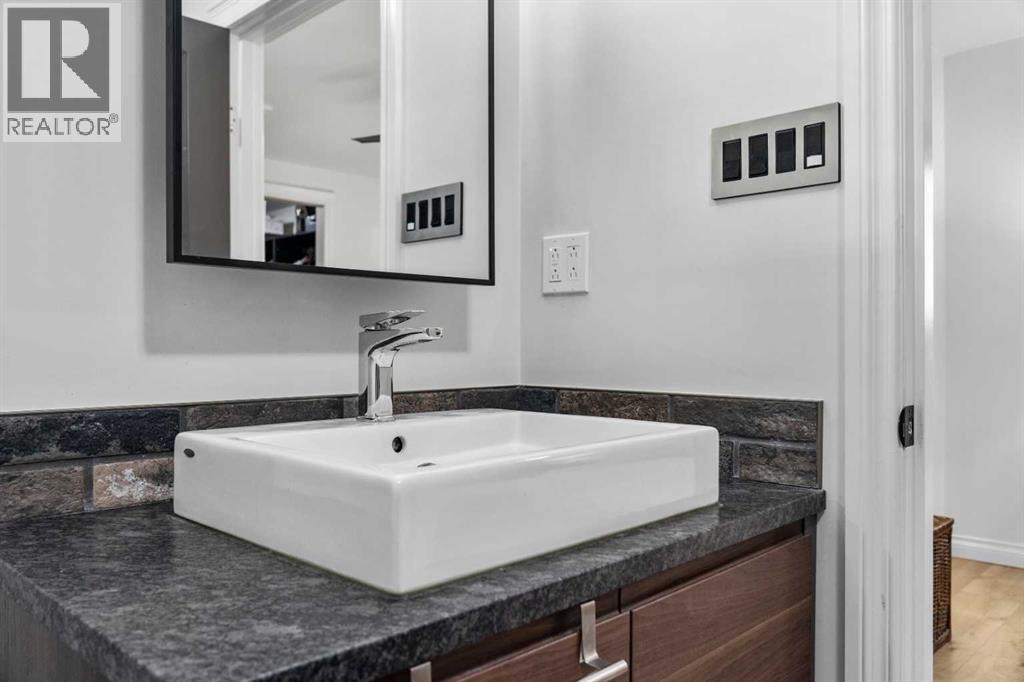 Single Family House Bungalow for Sale in  Glenview Drive SW Glendale Calgary 