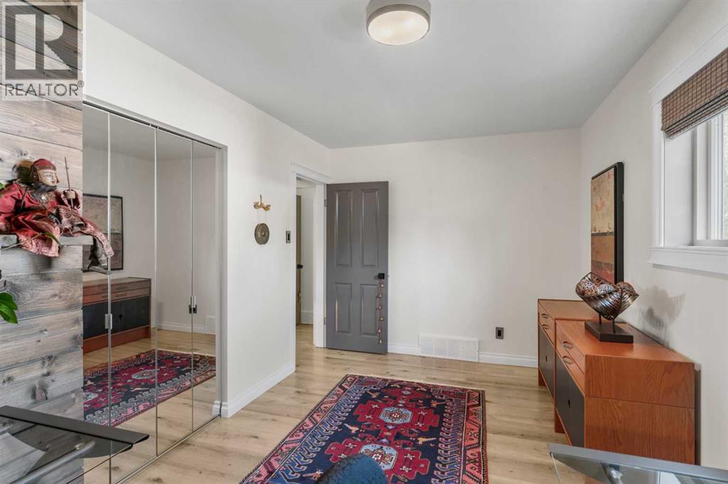 Single Family House Bungalow for Sale in  Glenview Drive SW Glendale Calgary 