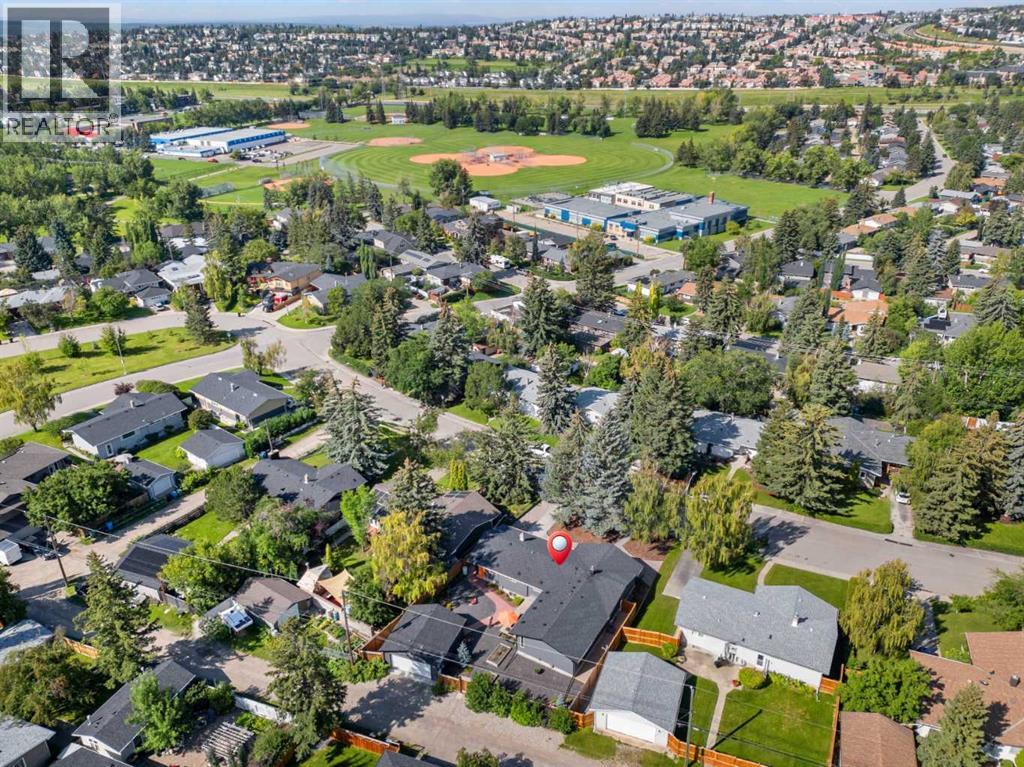 Single Family House Bungalow for Sale in  Glenview Drive SW Glendale Calgary 