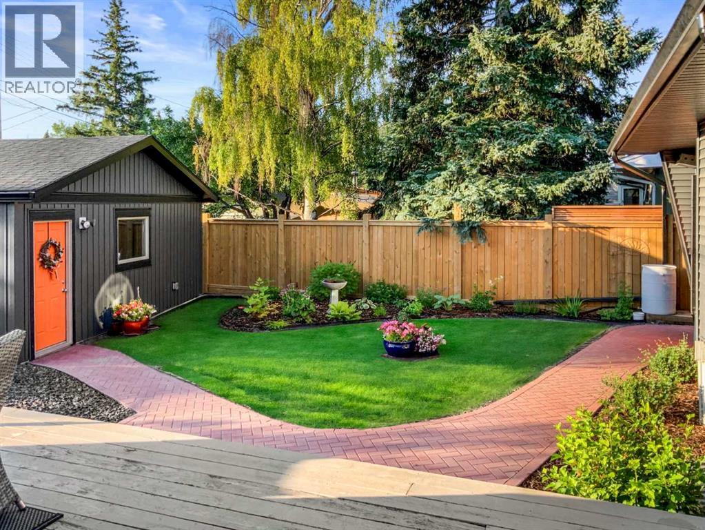 Single Family House Bungalow for Sale in  Glenview Drive SW Glendale Calgary 