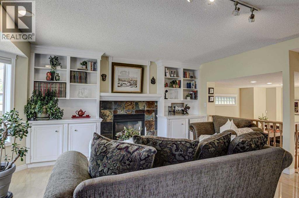 Single Family House for Sale in   Street SW Altadore Calgary 