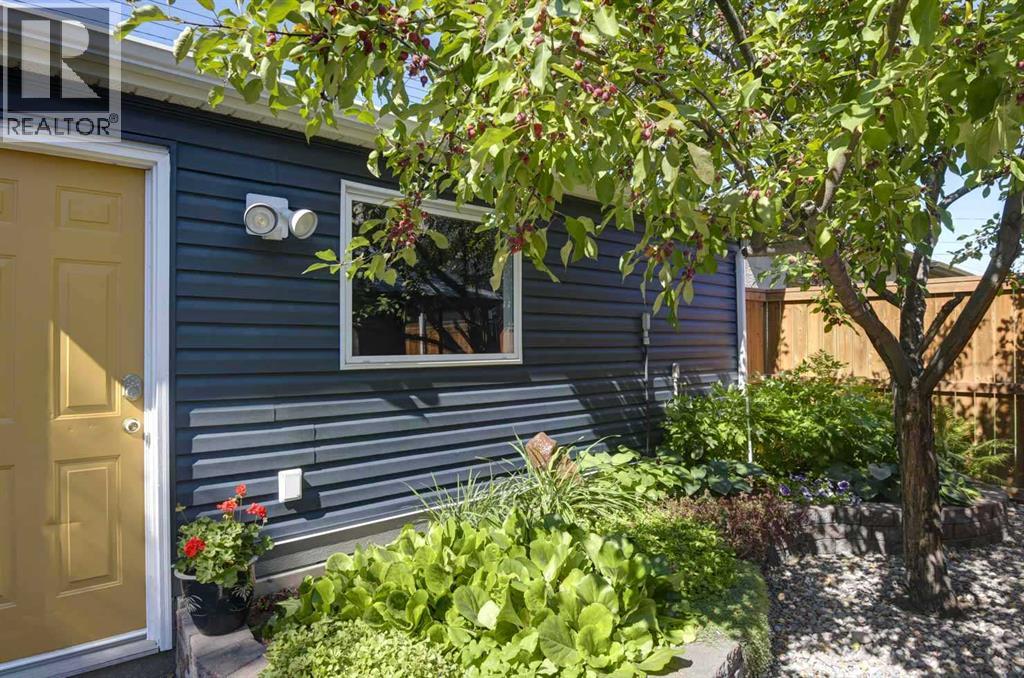 Single Family House for Sale in   Street SW Altadore Calgary 