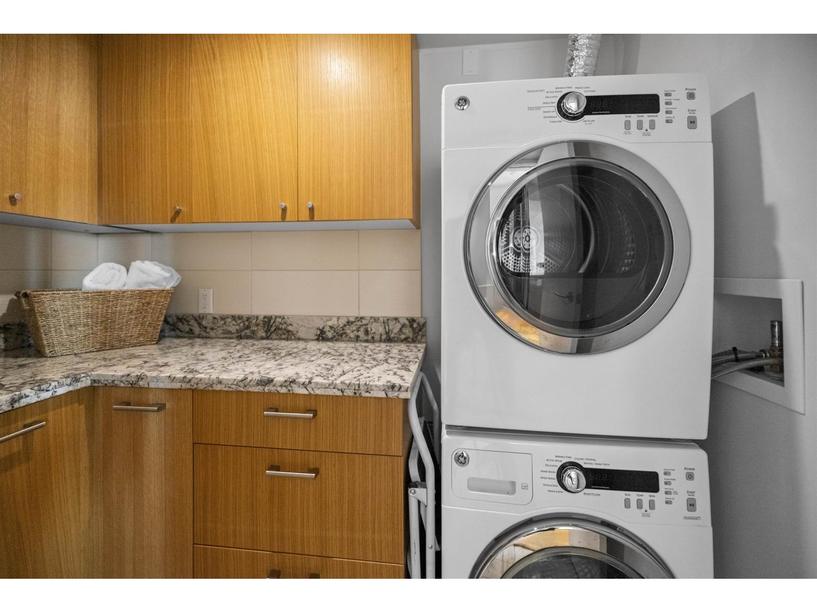 1105 1455 GEORGE STREET, White Rock