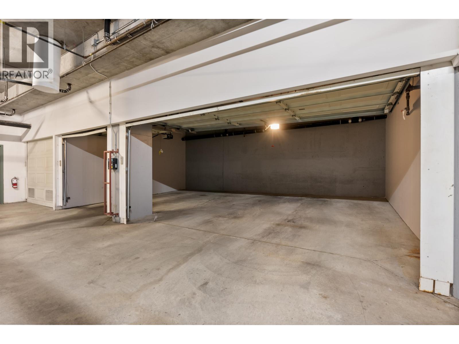 8 2838 BIRCH STREET, Vancouver