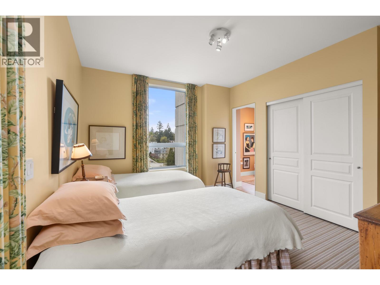 8 2838 BIRCH STREET, Vancouver