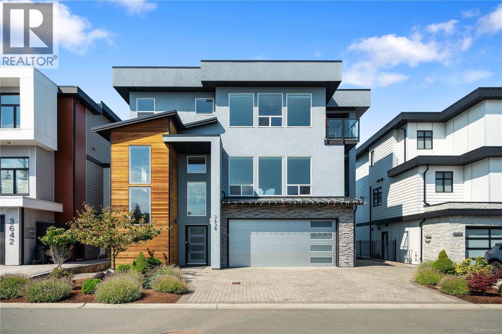 3638 Ridge View Terr, Colwood