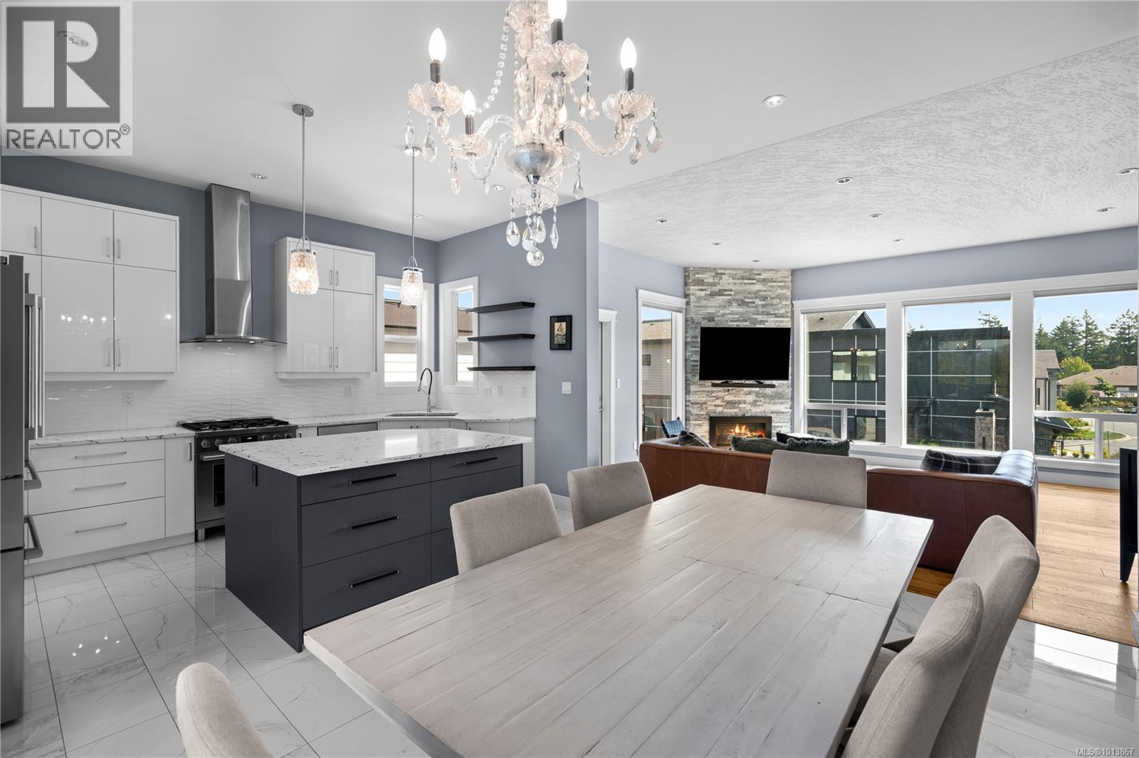3638 Ridge View Terr, Colwood
