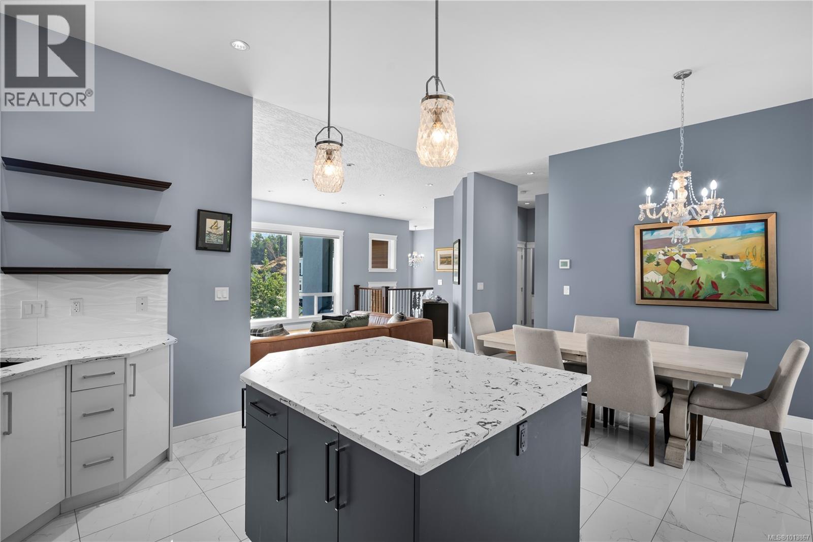 3638 Ridge View Terr, Colwood