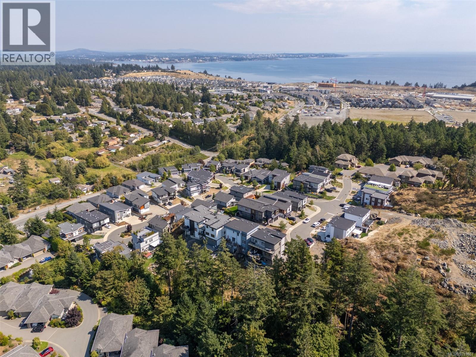 3638 Ridge View Terr, Colwood