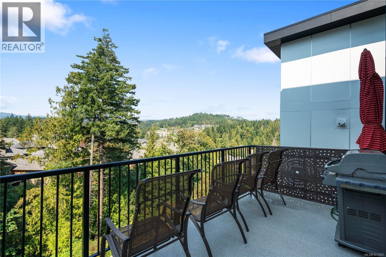 3638 Ridge View Terr, Colwood
