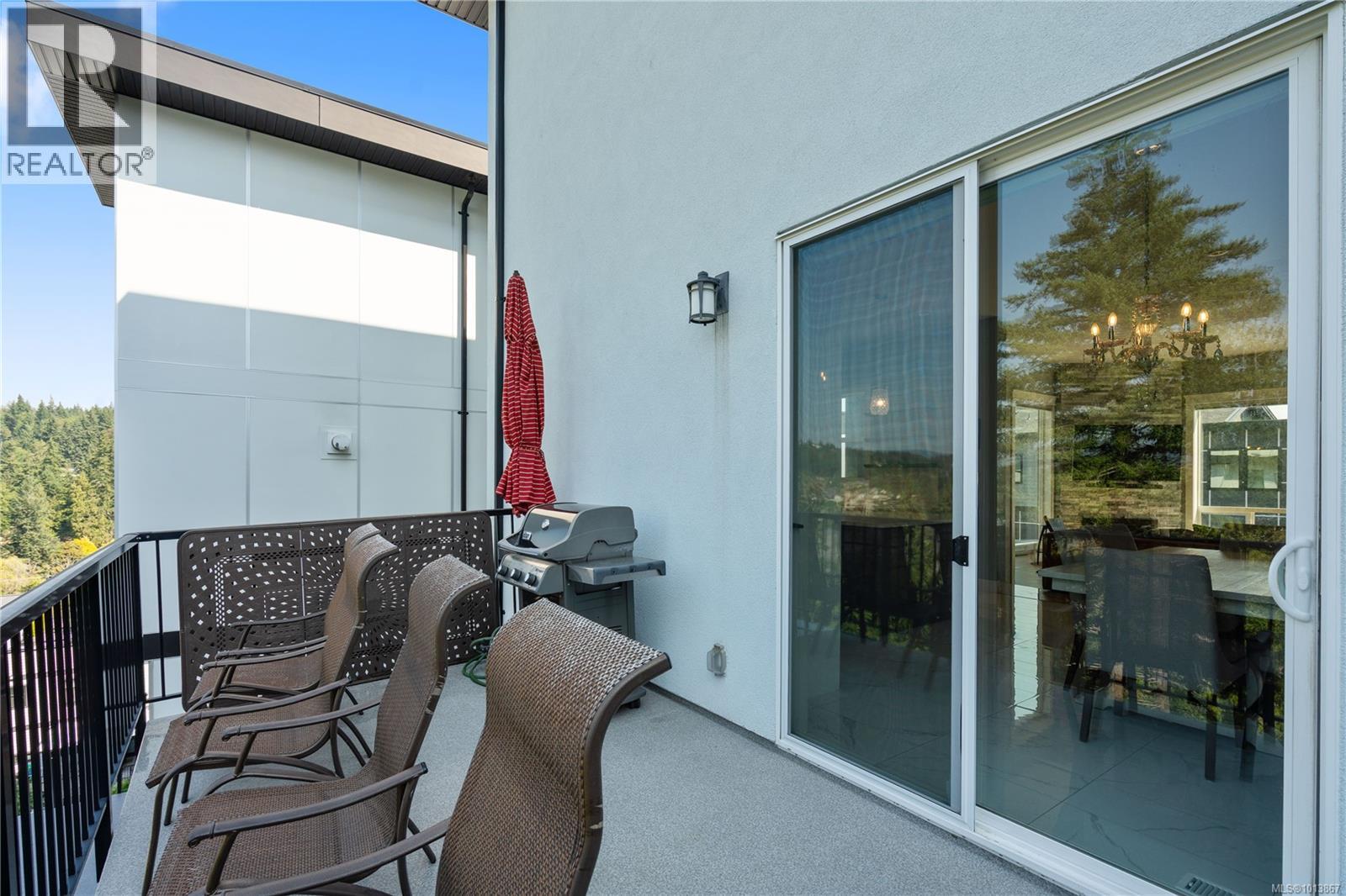 3638 Ridge View Terr, Colwood