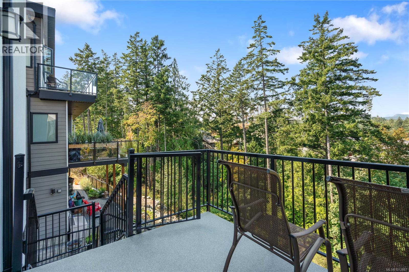 3638 Ridge View Terr, Colwood