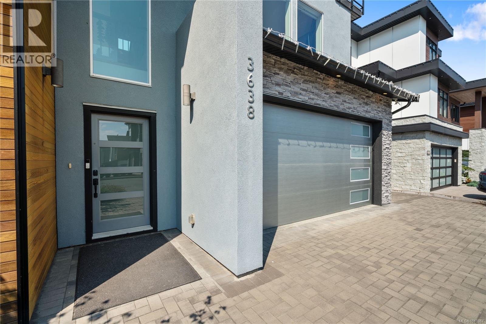 3638 Ridge View Terr, Colwood