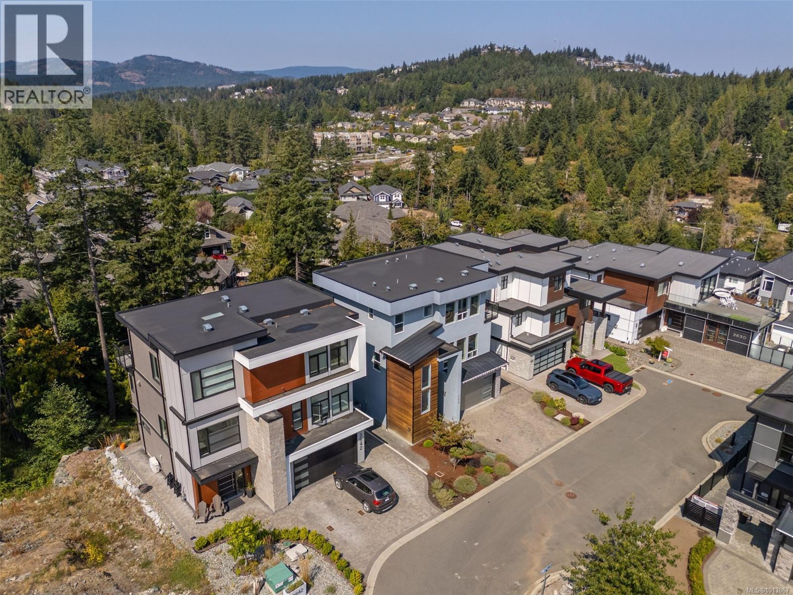 3638 Ridge View Terr, Colwood