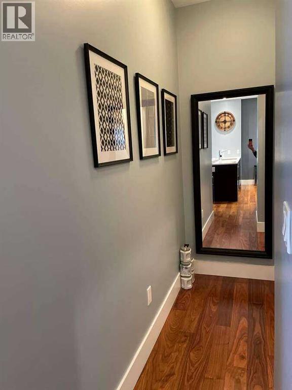Single Family House for Sale in    Avenue SW Richmond Calgary 