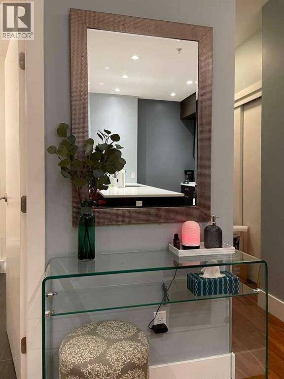 Single Family House for Sale in    Avenue SW Richmond Calgary 