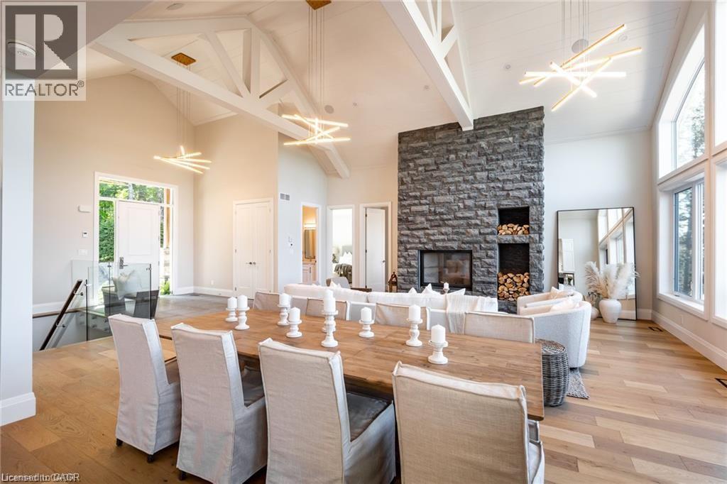 1052 WALTON Avenue - 13